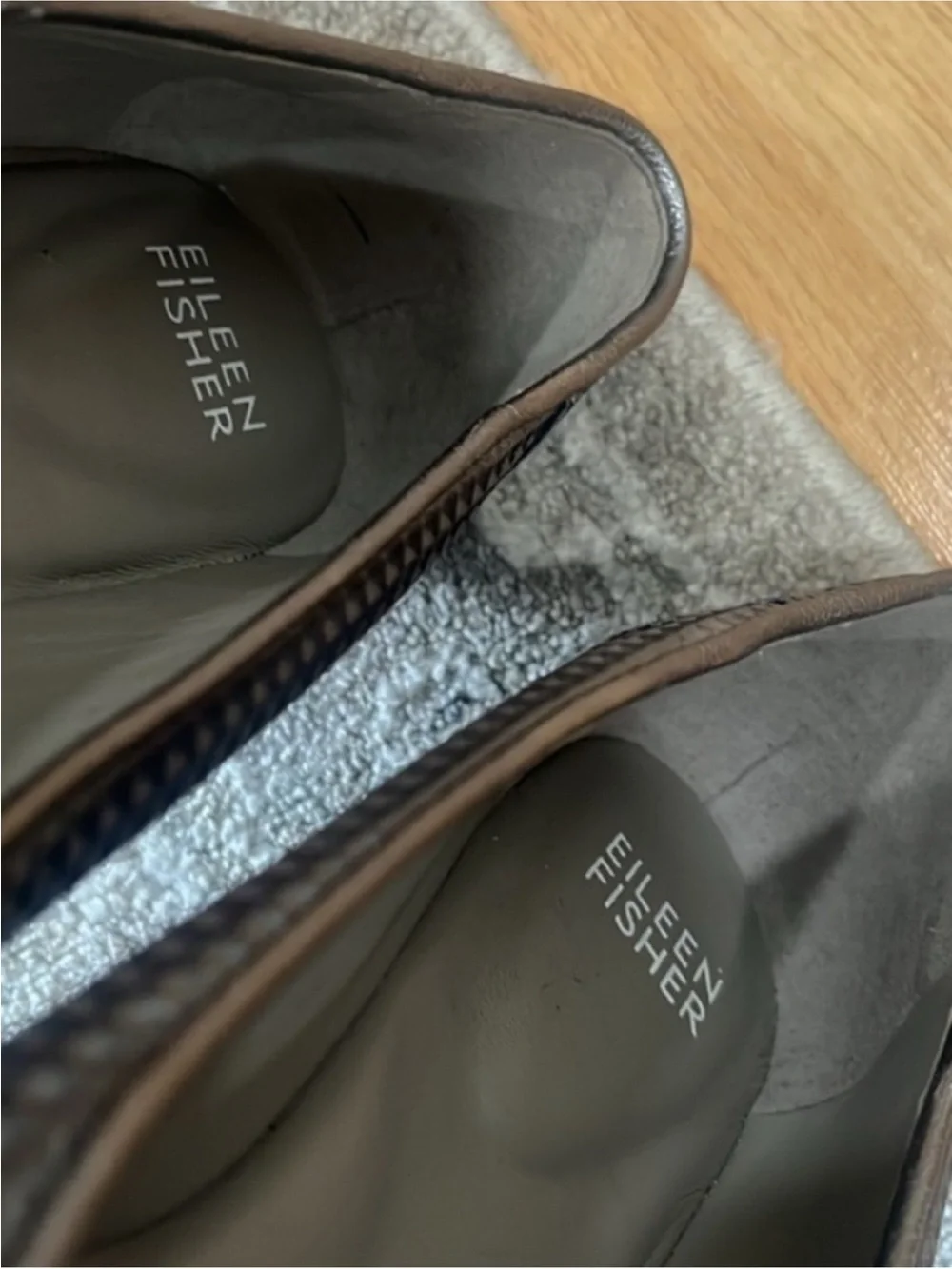 Eileen Fisher Gray Textures Flats, Size 8,5